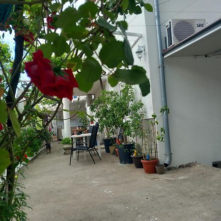 Guest House Dada โมสตาร์ ภายนอก รูปภาพ